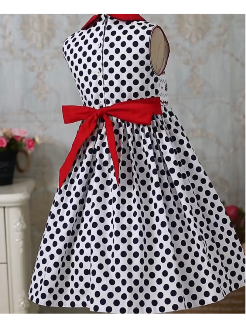 Girls Pettigirl Polka Dot Smocked Dress Size 8 White Navy Red - Picture 2 of 8